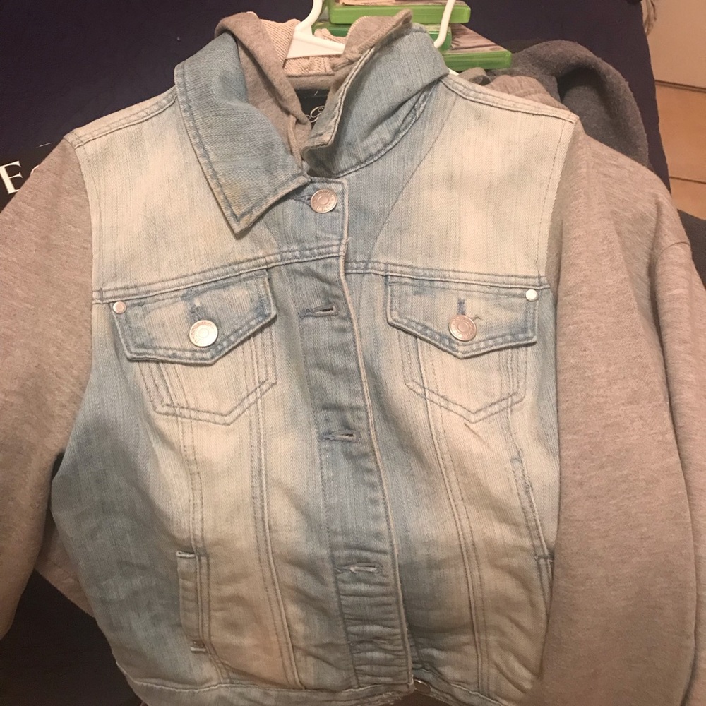 Hoodie button up
